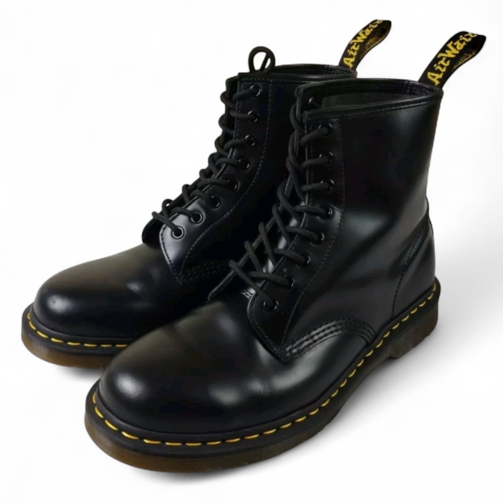 ❣️Dr. Martens Airwair 1460 Slip Resistant Leather Lace Up Boots New!